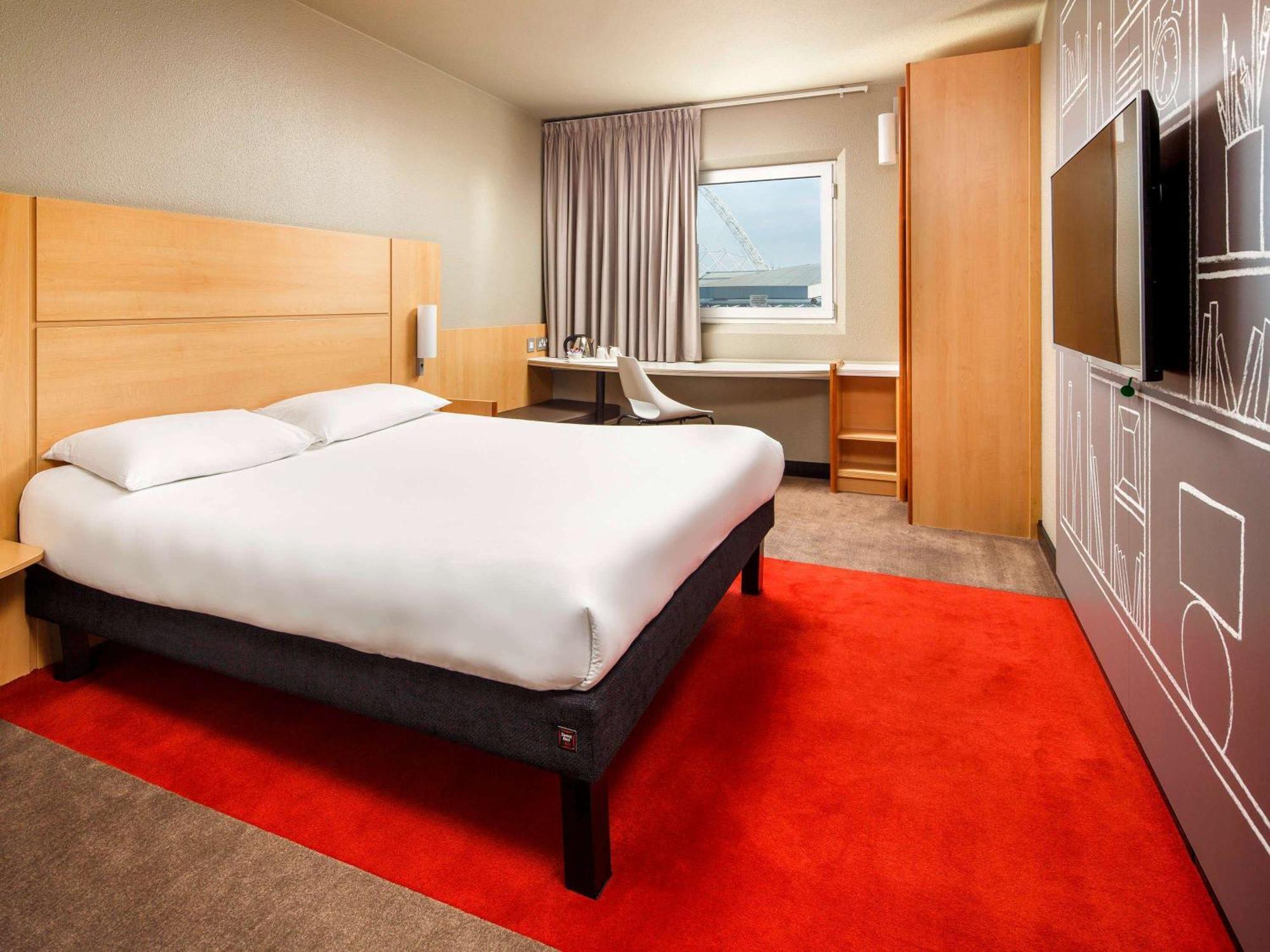 Ibis London Wembley Hotel Екстериор снимка