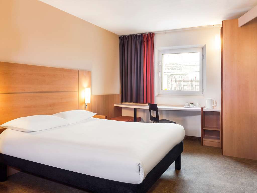 Ibis London Wembley Hotel Стая снимка